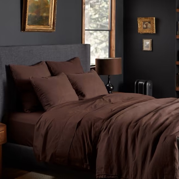 Parachute Linen Sham Set in Raisin - Picture 4 of 4